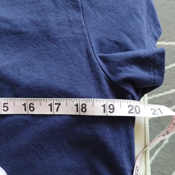 Disney Minnie Mouse Tee - Picture 9 of 10